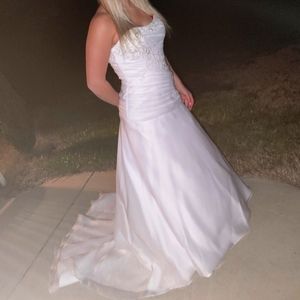 Wedding dress
